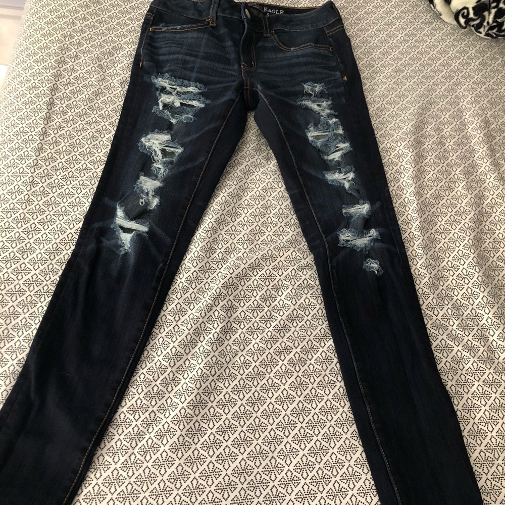 Dark wash ripped skinny jeans